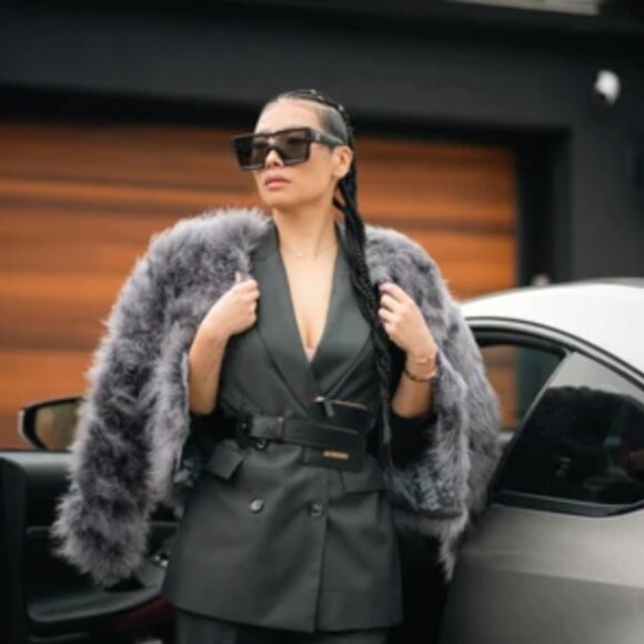 Ostrich Feather Jacket - Picture 1 of 6